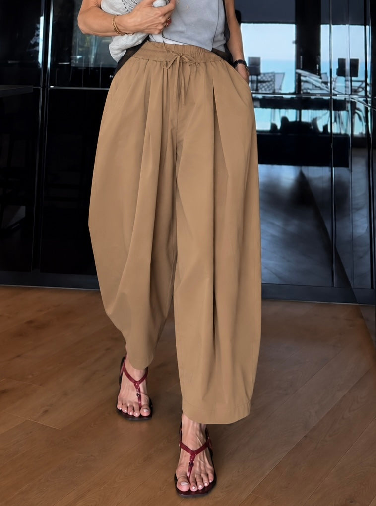 Pantaloni con lacci