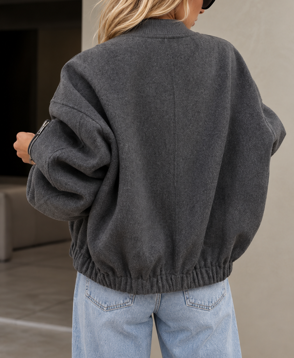 Bomber Lana