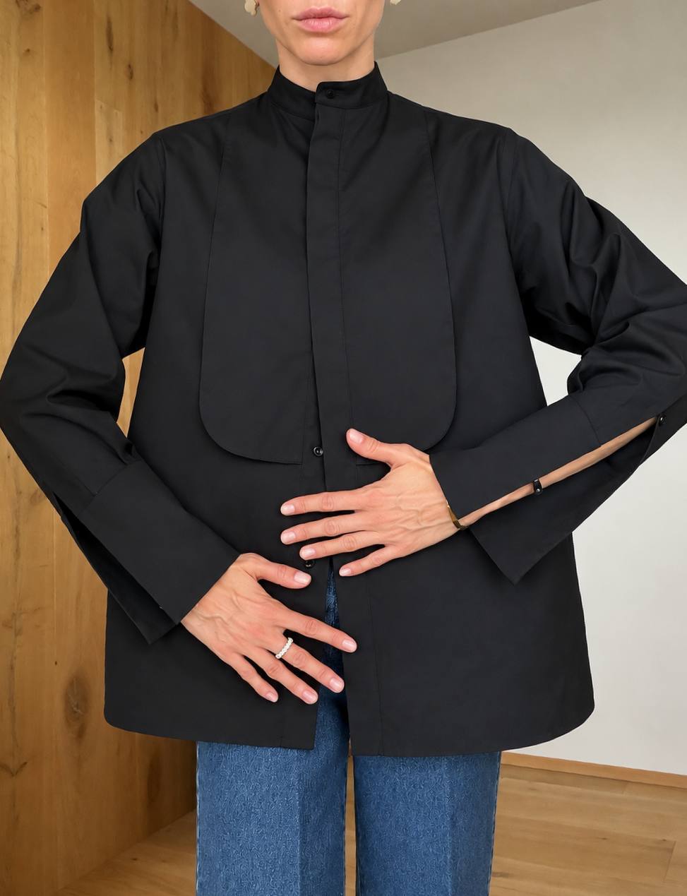 Camicia da poeta nera