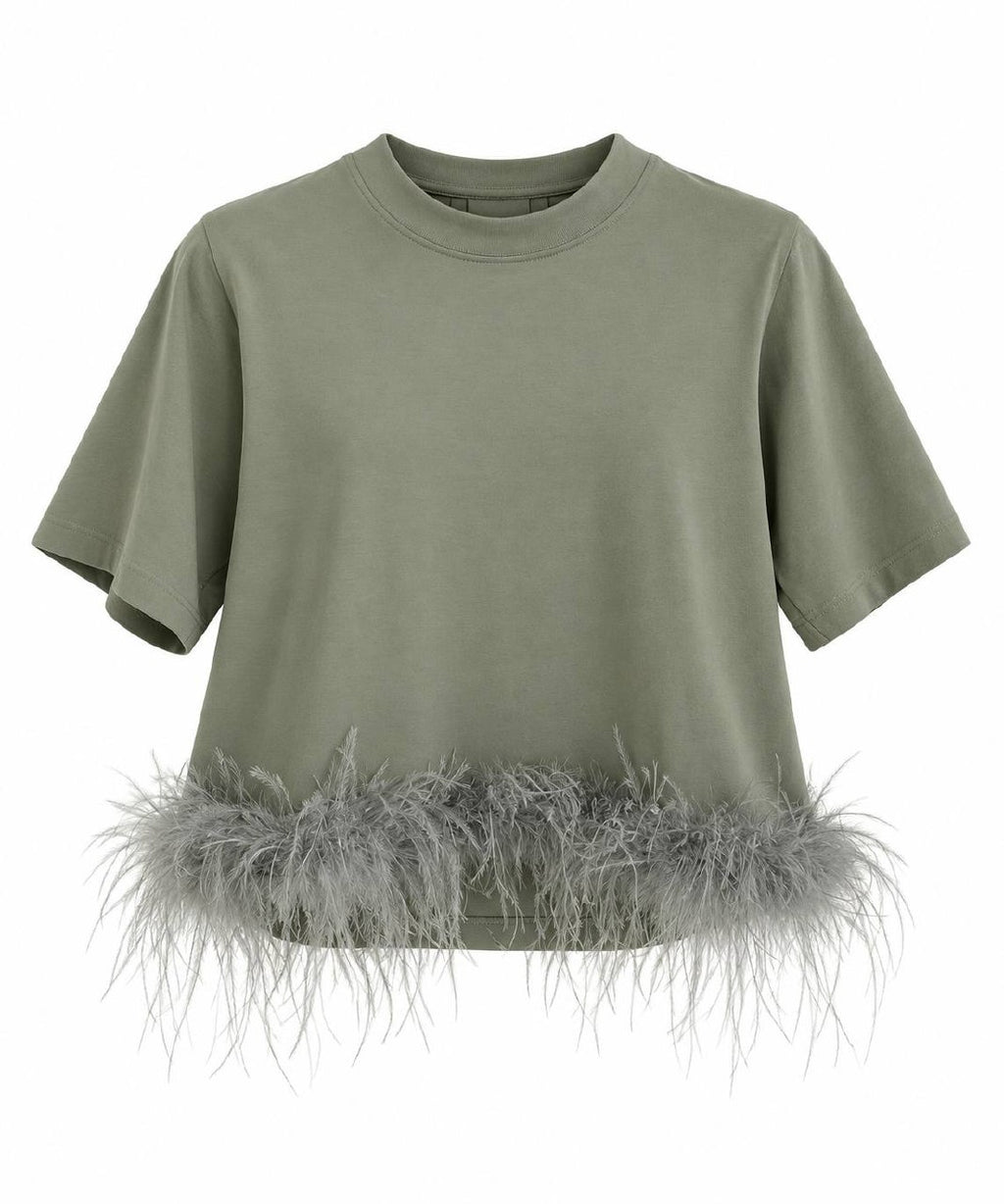 T-shirt con piume